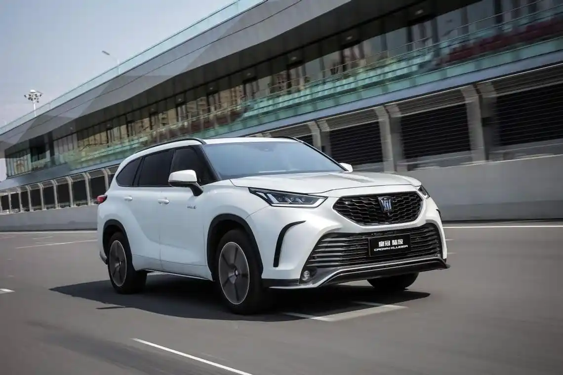 丰田suv车型大全图片(老款丰田suv车型大全图片)