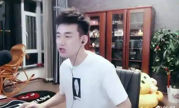 原创yy头条活动落幕舞帝拿下28个头条文儿兰梦莎登顶天梯擂主