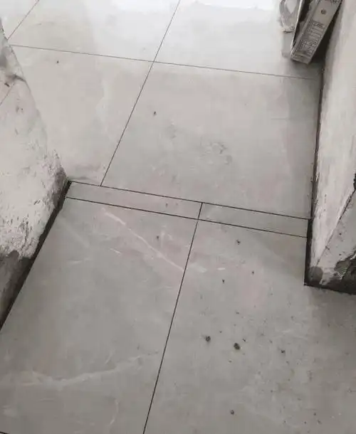 当然了,如果你是用艺术砖来做门槛石,这就另当别论了,毕竟这样的装修