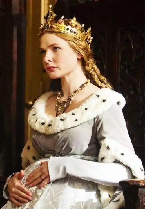 中世纪末英国皇室女人5款服装第二款女人味十足