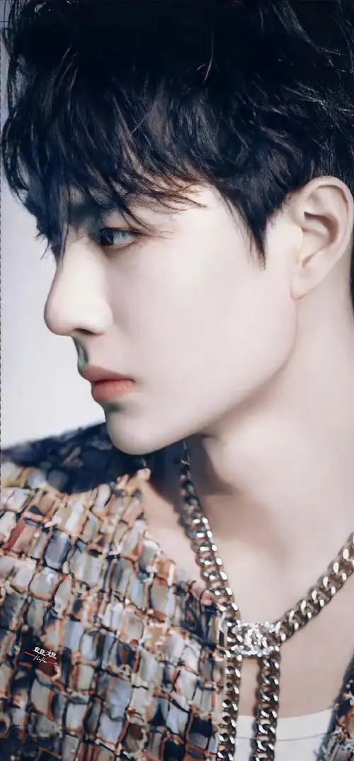 看不够的心动侧颜##王一博##这就是雕塑般的美貌吧