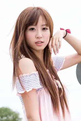 【美图推荐】◆台湾黑涩会-洪诗-清纯靓丽写真