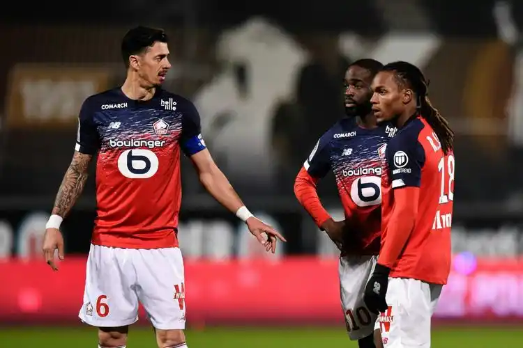 欧冠卫冕冠军切尔西坐镇斯坦福桥,主场迎战法甲球队里尔.