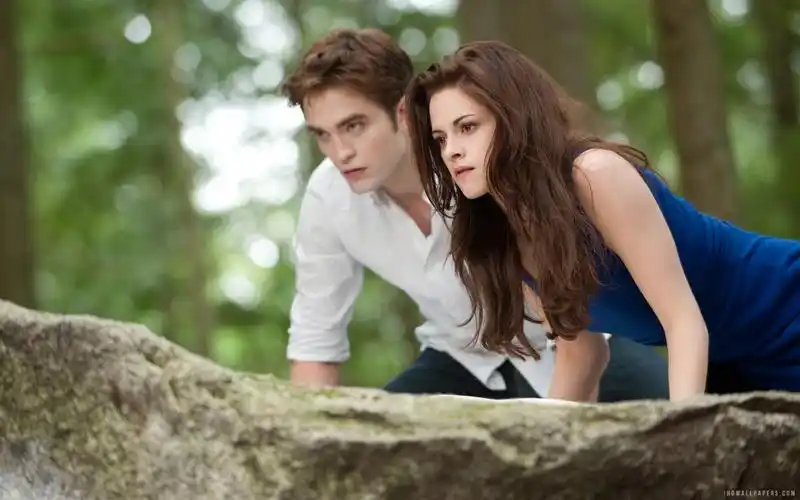 暮光之城黎明破晓第2部分壁纸高清原图查看