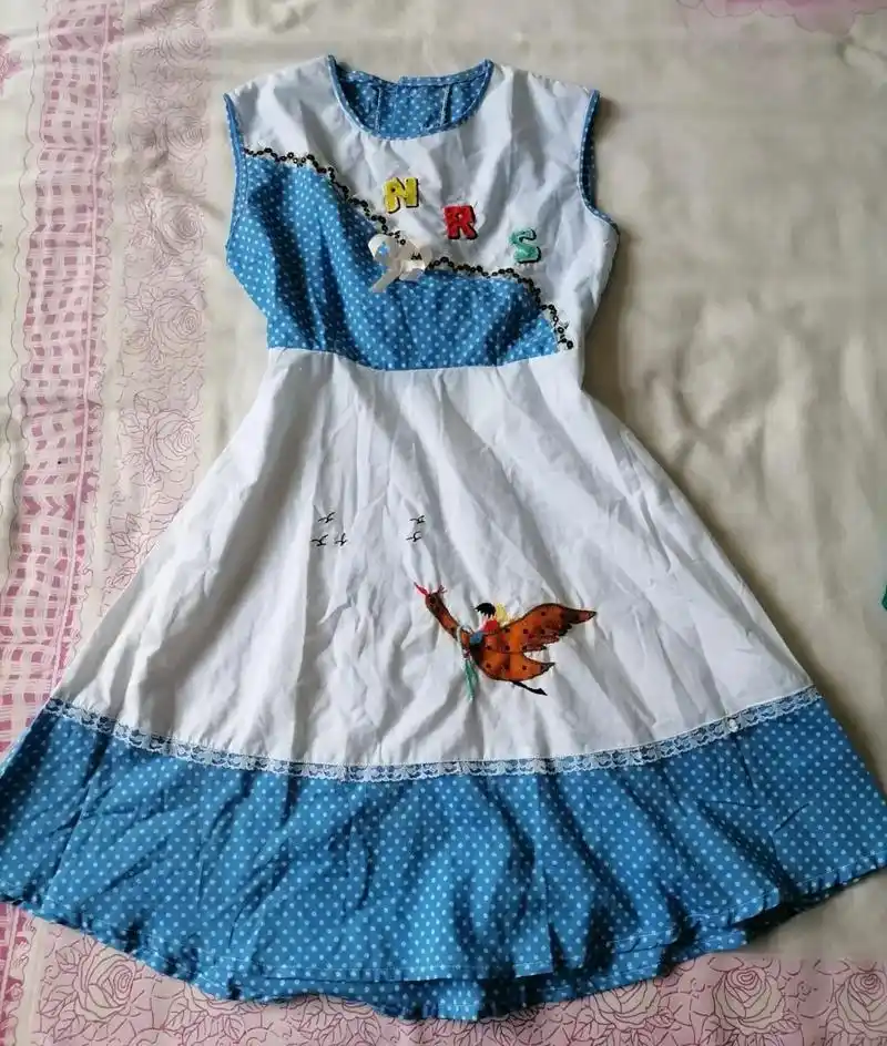 我们儿时最最稀罕最最臭美的小裙子,小时候的梦 - 抖音