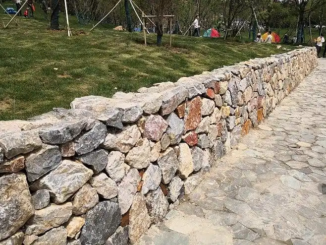 毛石挡墙(汤山矿坑公园)