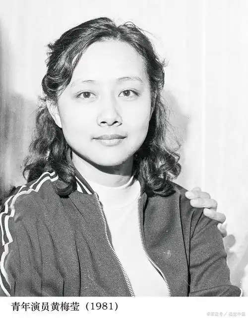 看了黄梅莹的造型才发现:女人老了没有大妈感,关键在这点