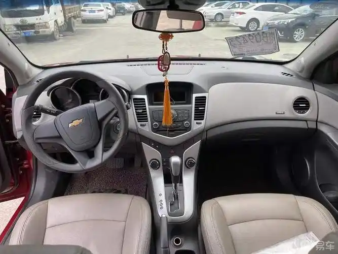 10年上牌雪佛兰科鲁兹自动挡天窗18排量车况原版支持检测9万公