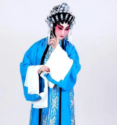 学员招募丨宁静老师为你讲述粤剧头饰制作技艺的前世今生