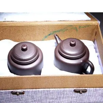 《德钟茶罐套壶》  民间工艺美术师  李国强作品  壶约250cc  茶罐约