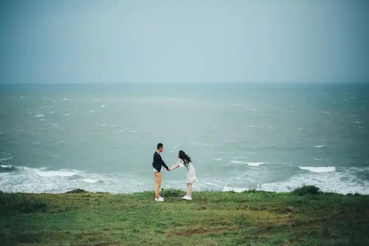 厦门清新海边婚纱照捕捉你的少女心