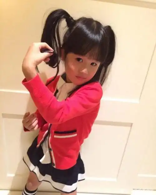 陆毅的女儿贝儿长大啦,调皮可爱古灵精怪,愈发亭亭玉立!