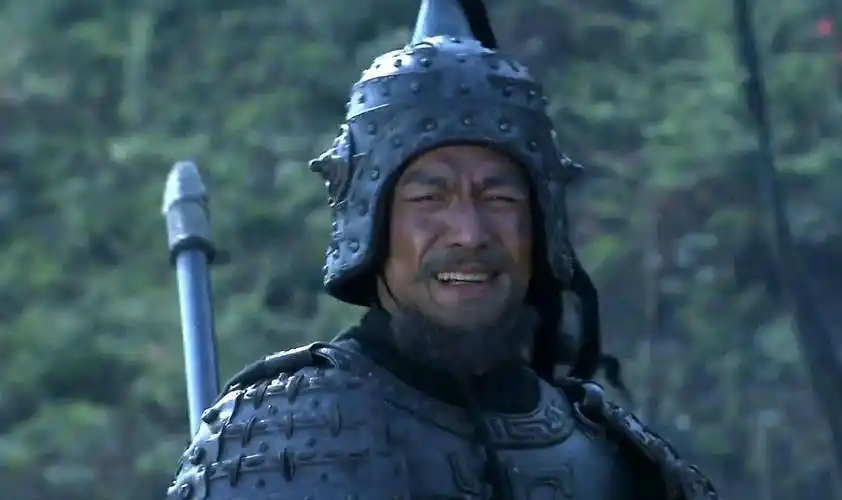 汉中之战,黄忠斩了夏侯渊,刘备为何一脸的不高兴?原因很简单