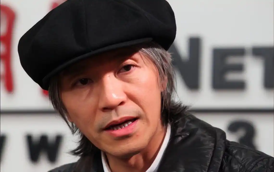 周星驰60岁近照令人心酸:出走半生,归来仍是孤独