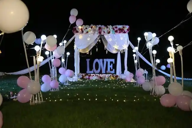 草坪求婚策划方案 ,怎样布置一场草坪求婚?