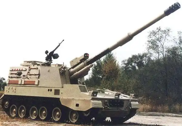 中国外销型自行火炮威力巨大 至少已赚两亿美元