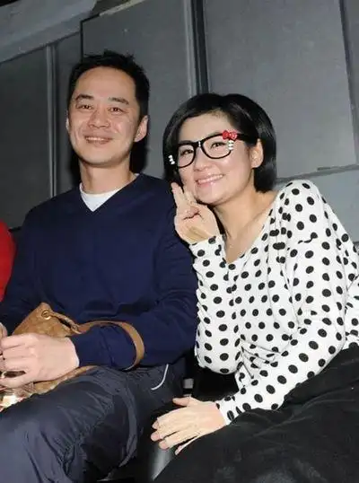 selina烧伤后复出 与老公豪掷2亿台币置办豪宅