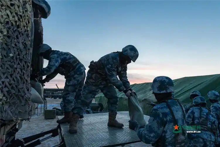 【寒训】走进空军地导部队 感受冰天雪地里的练兵热情