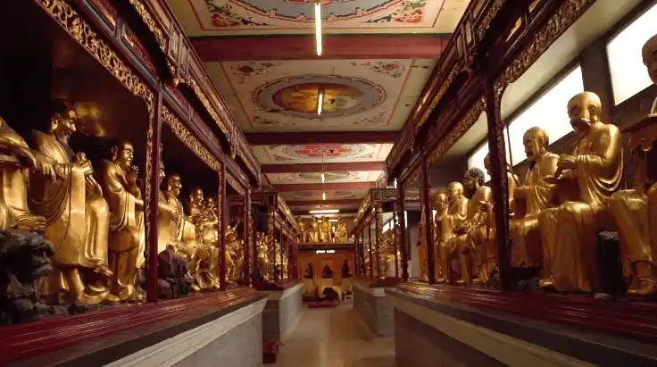 归元寺五百罗汉百年不坏的秘密