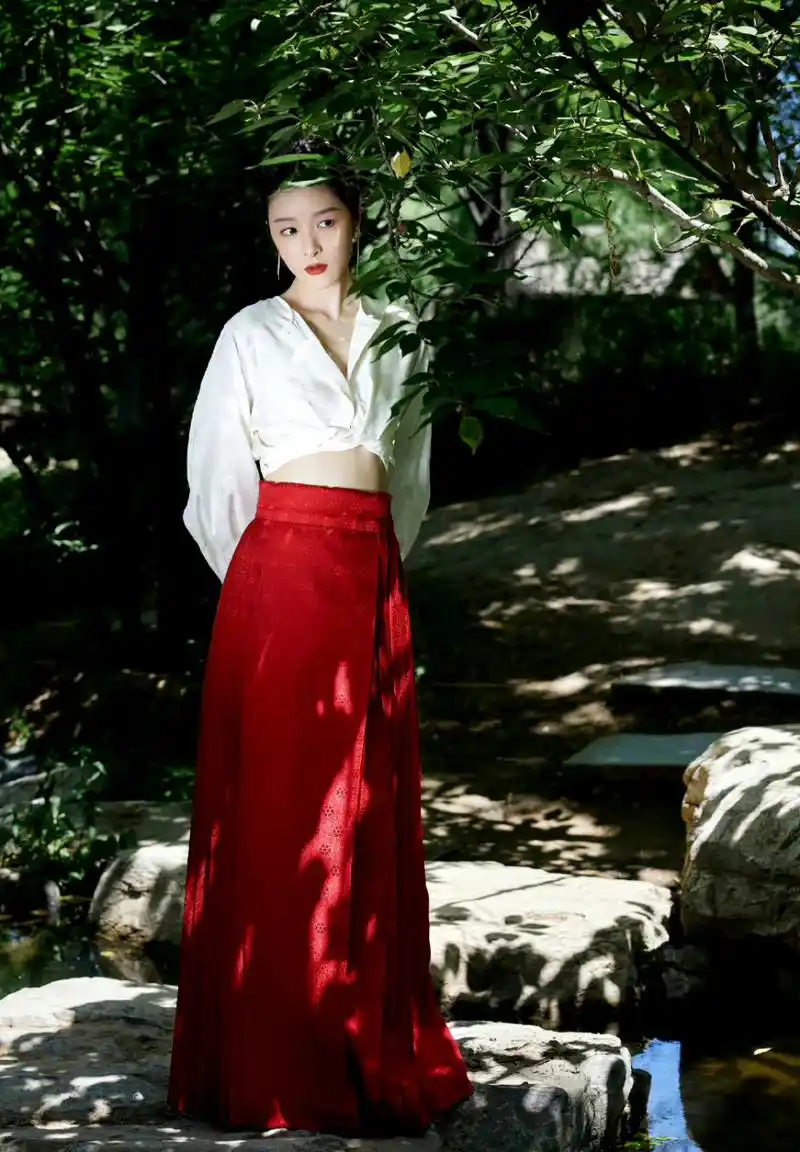 徐娇红色马面裙,出席华表奖,真的太好看了!