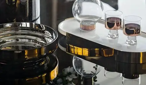 高端的生活是对品质的绝对保障,真正的奢华从不是华丽原色的堆砌,而是