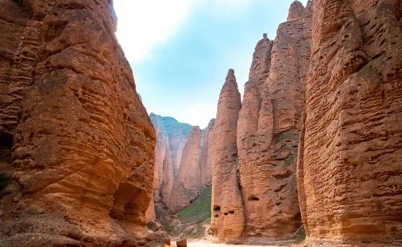 大西北独有的自然奇观,被誉为"甘肃最治愈景区",你去过吗?