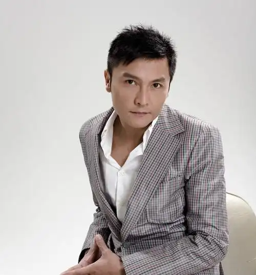 关礼杰携手欧佰诺卫浴