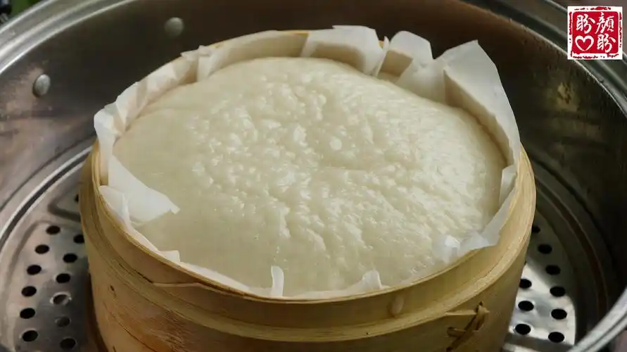 酒酿米发糕,不用加糖,又甜又醇,松软可口,非常美味!
