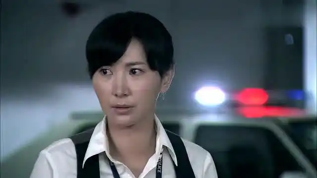 特警力量:路遥找到线索,确定罪犯身份,马上打电话给龙头!