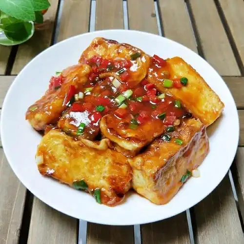 脆皮茄汁豆腐,外脆里嫩,酸甜可口