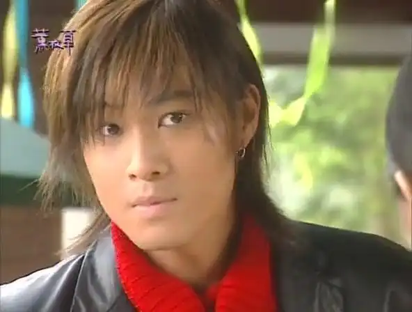 薰衣草许绍洋版14leo当着记者的面亲吻以熏2