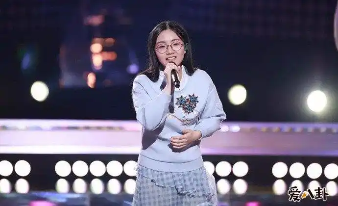 《中国歌新声》节目,因为郭沁的声音十分出众,声音的辨识度也十分高