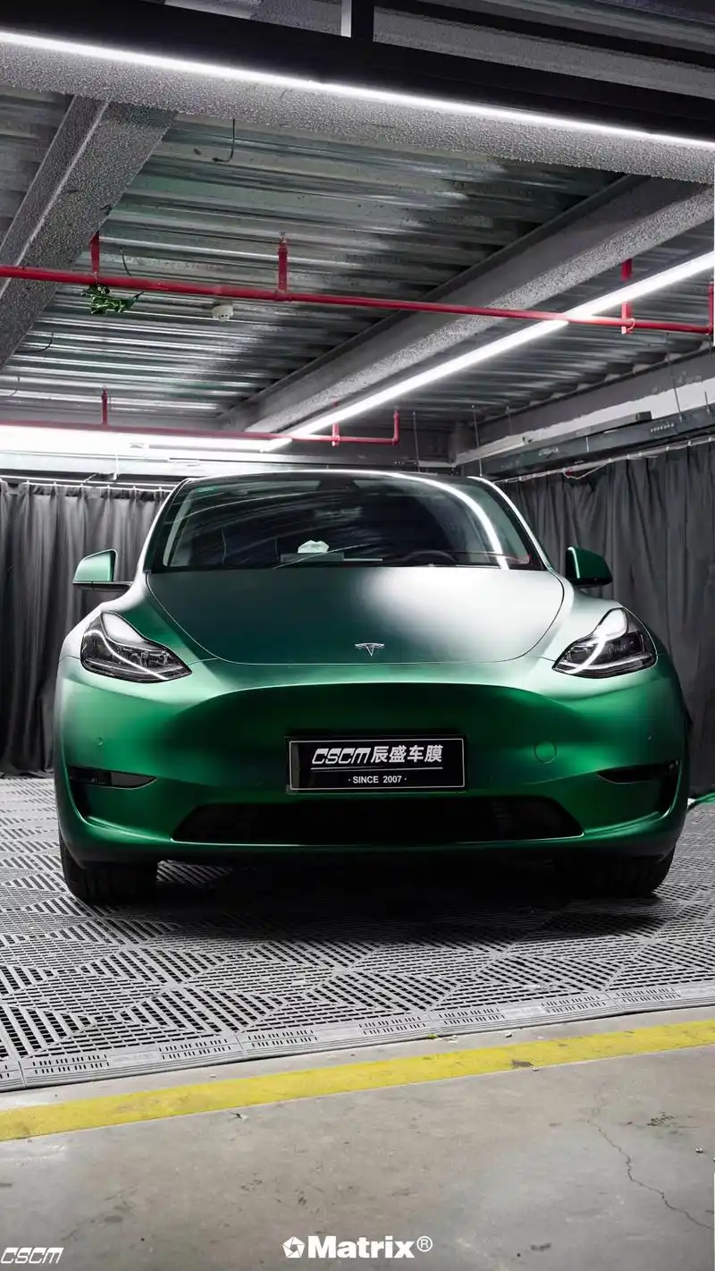 特斯拉modely矩阵改色膜毒液绿,恶魔般的外衣尽显个性