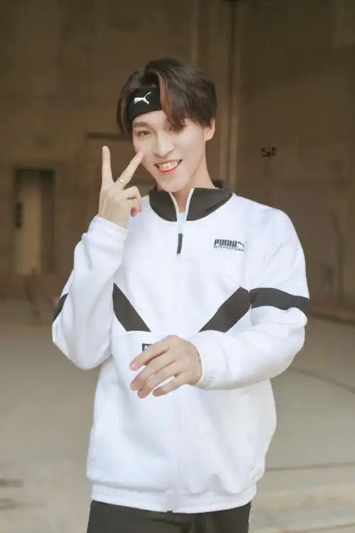 santa赞多超话#赞多0311生日快乐#@创造营2021-赞多