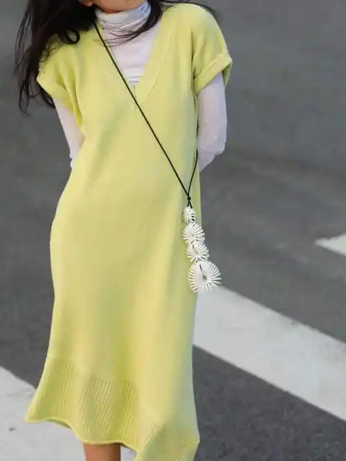 原创想要穿出高级感牛油果绿针织连衣裙打底衫优雅又不失个性