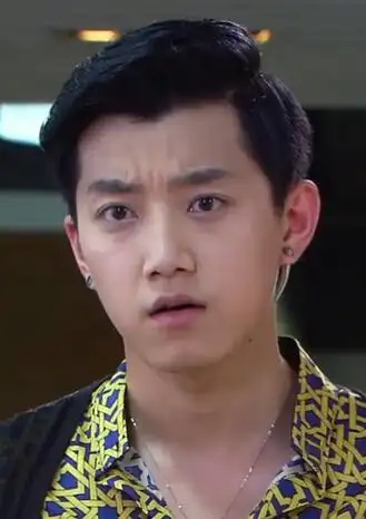 不一样的美男子-何小歉剧照