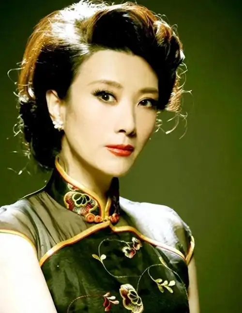 国家一级演员的她长得漂亮演技好,为人低调0绯闻,60岁婚姻成谜