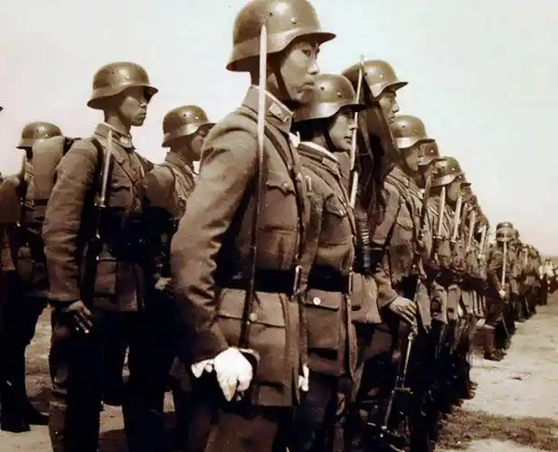 比74师还强的部队,打得太激烈,附近看热闹的一个师被吓投降_国民党