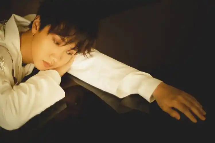 汪苏泷儒雅帅气写真图片29