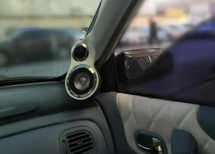 马自达福美来音响改装黄金声学,颜值音质双享受