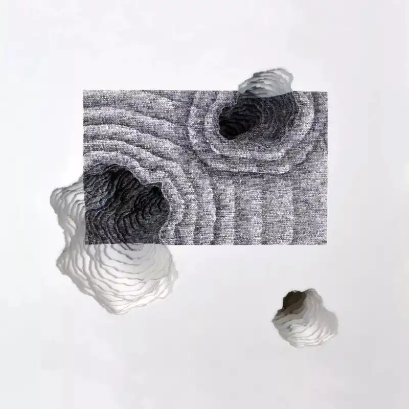 这是美国当代艺术家scotthazard的摄影作品