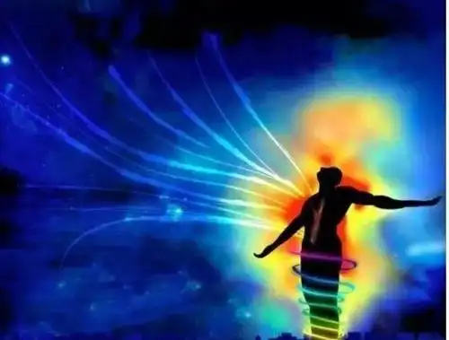 气场是看不见的,但这种力量是巨大的,就像万有引力一样,我们每个人