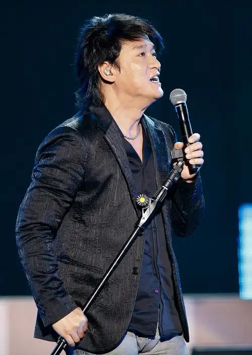 【丽景长安之夜-2011京西顶级音乐盛典】之周华健