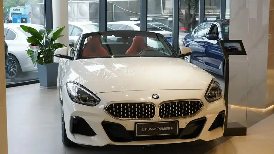 跑车还是有几款 下面我来帮您介绍下,先介绍20万以下的敞篷车1比亚迪