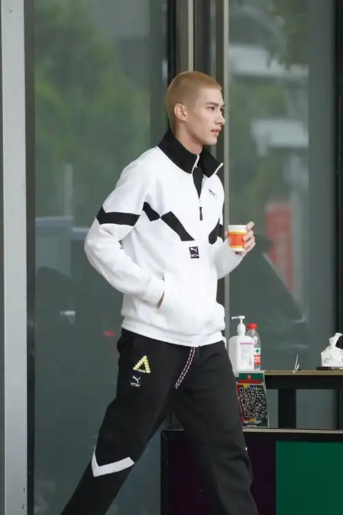 技术帖尹浩宇米卡真实身高