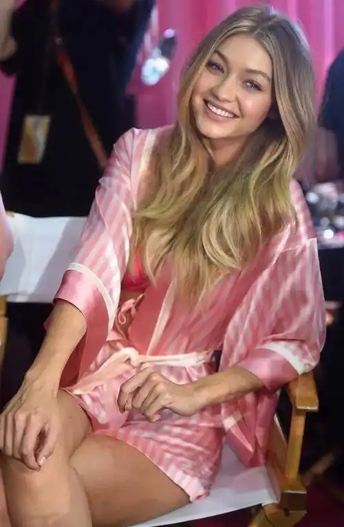 gigi hadid维密秀&高清t台照_吉吉哈迪德_hadid_维多利亚