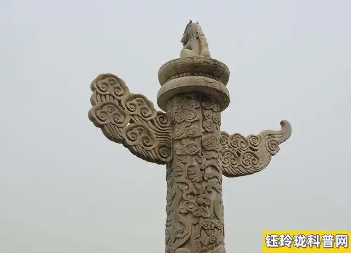 天安城门旁边的柱子叫什么名字(有什么特殊象征意义)