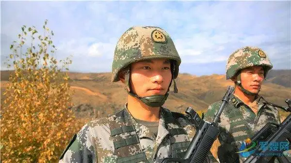 主页 教育 正文  当晚,指导员刘聪与原文体广电出版局局长,书记张林