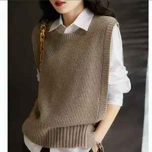 2021年秋新款针织马夹女式羊毛圆领毛线背心时尚纽扣宽松外穿时髦
