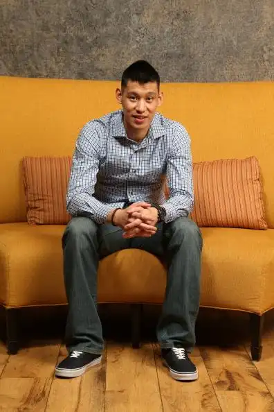 组图林书豪全明星帅气写真照力压库里卢比奥